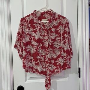 American Eagle Cropped Hawaiian shirt
